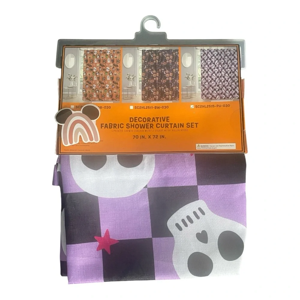 Booporium Decorative Fabric Skulls and Stars Shower Curtain with Hooks 13 pc Set